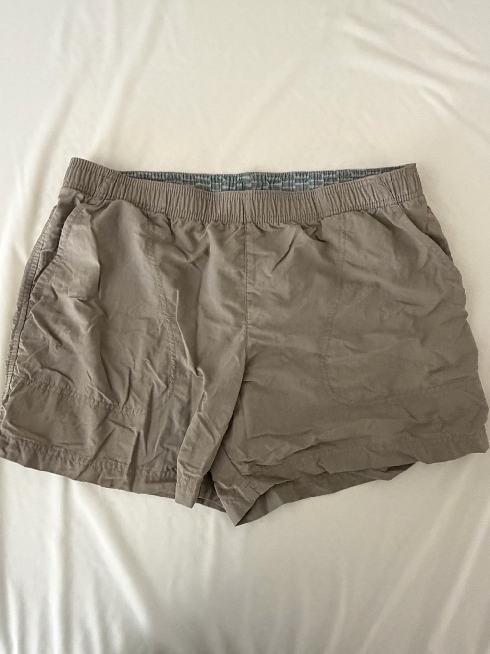 Columbia Women's Athletic Pull-On Shorts in Taupe